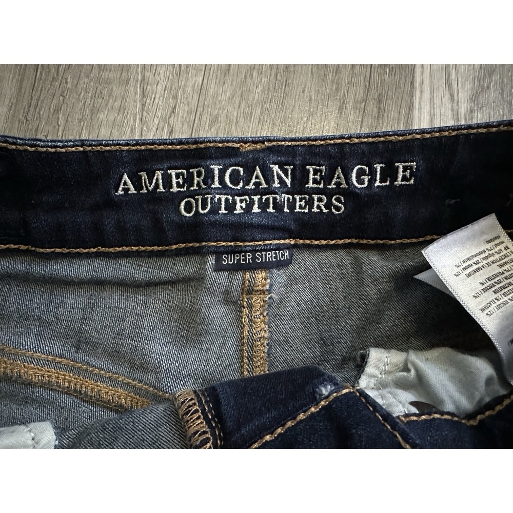 American Eagle Distress Denim Shorts Dark Wash Frayed Hem Size 00 Super Stretch - Picture 8 of 12